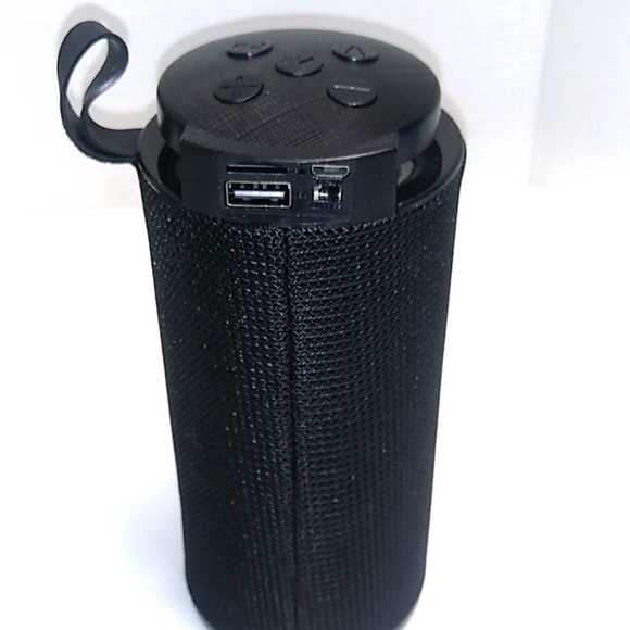 Power To Go Bluetooth Speaker - Picture 2 of 7